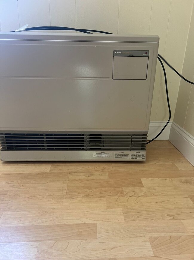 Building Photo - 5 Philbrick Ln