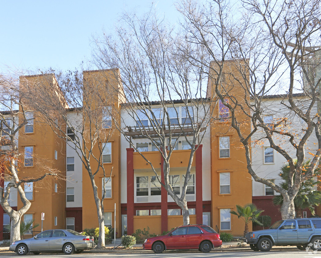 Building Photo - Plaza Maria Apartment