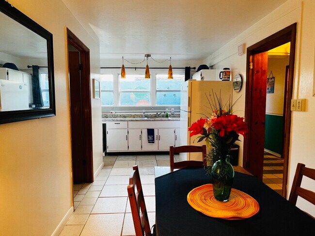 Foto del edificio - 514 University Blvd