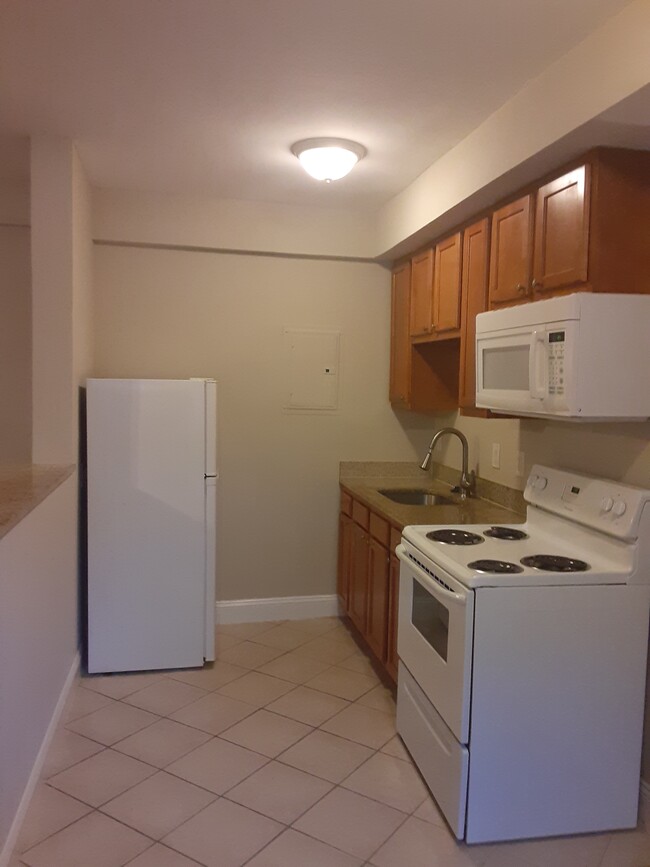 Foto del edificio - 3921 Kansas Ave NW