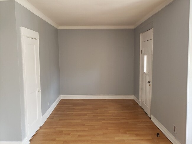 Building Photo - 4730 N St Louis Ave