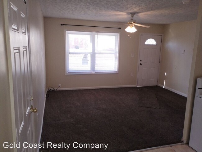Building Photo - 3 br, 1 bath House - 4466 Gaiter Lane