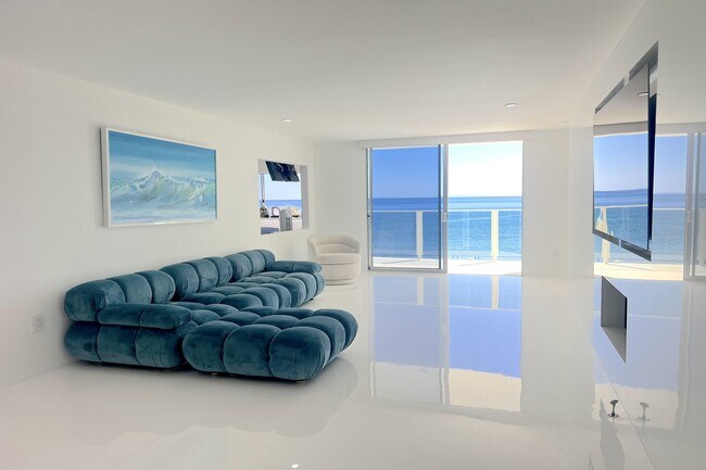 Foto del edificio - 22548 CA-1