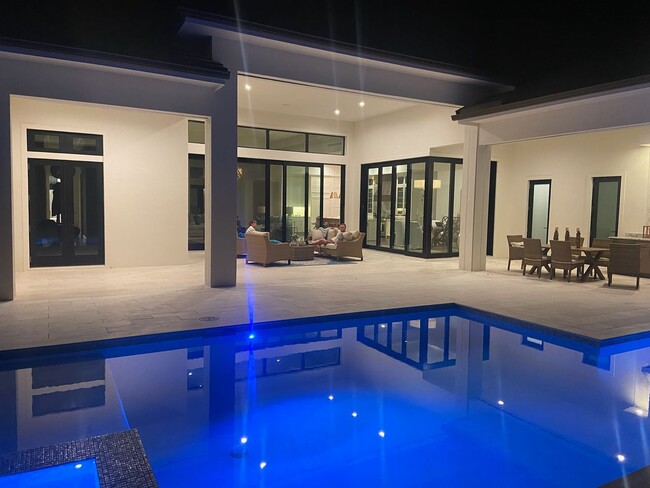 Building Photo - ***STUNNING POOL HOME***NEW CONSTRUCTION**...