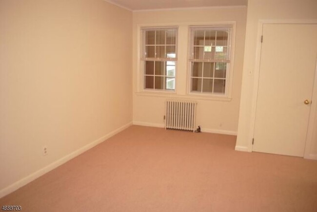 Foto del edificio - 267 Speedwell Ave