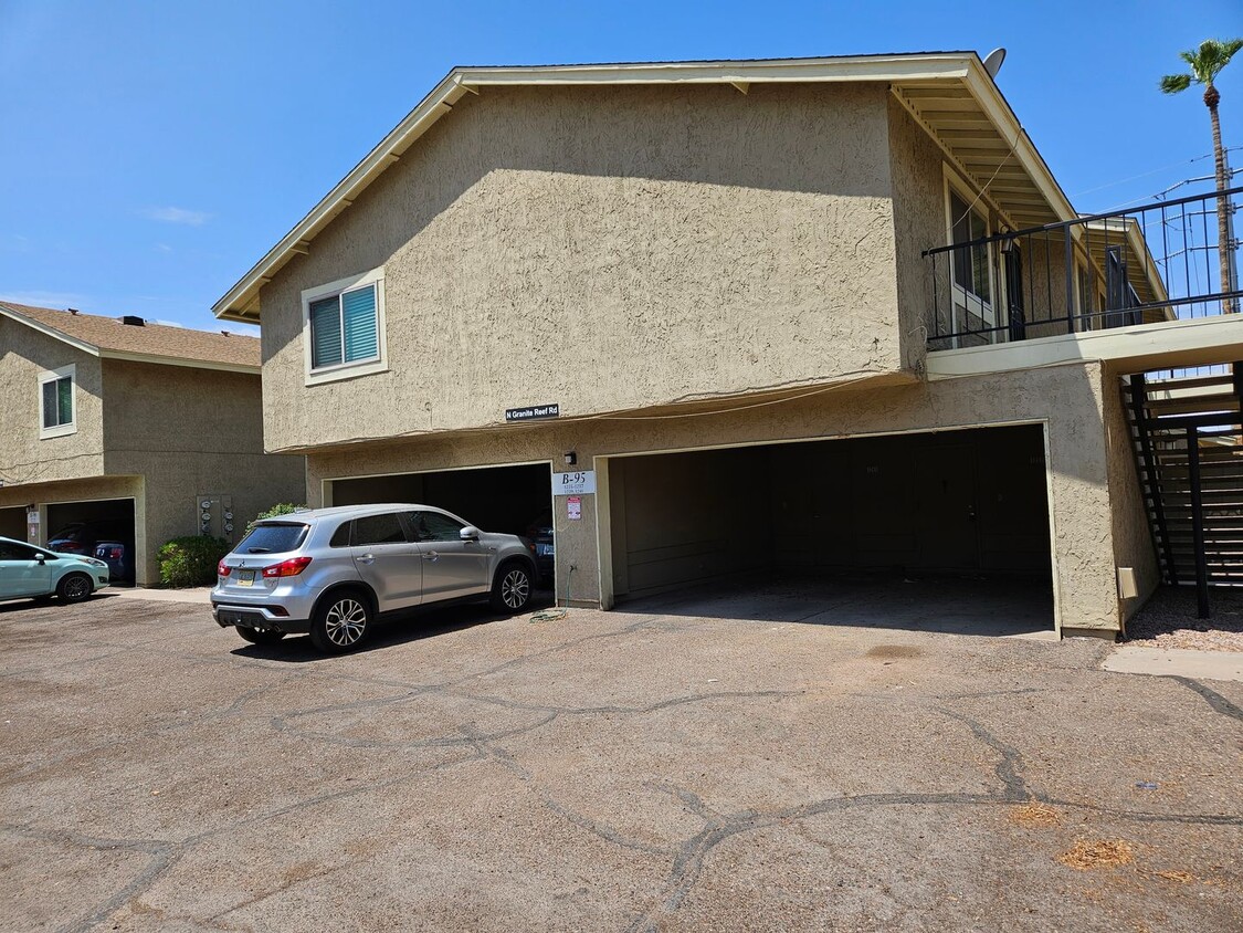 Foto principal - Scottsdale townhouse.