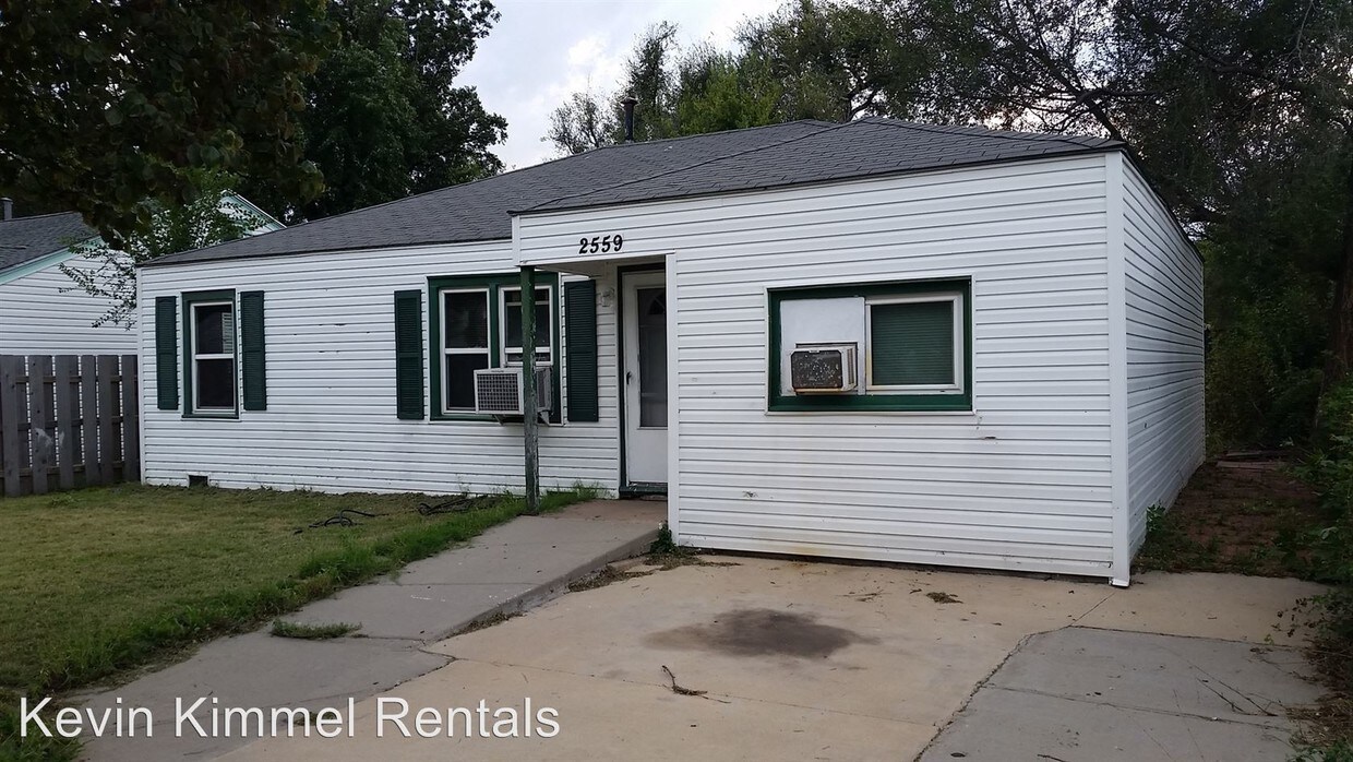 Primary Photo - 2559 N Minnesota St