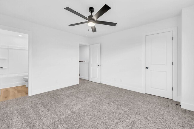 Interior Photo - Millie At Midtown