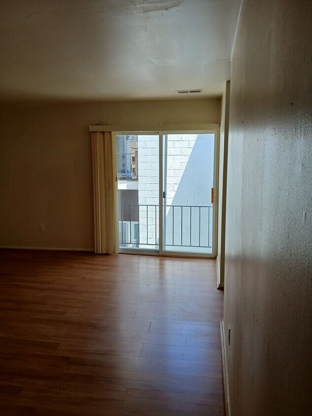 Foto principal - 910 St Paul St