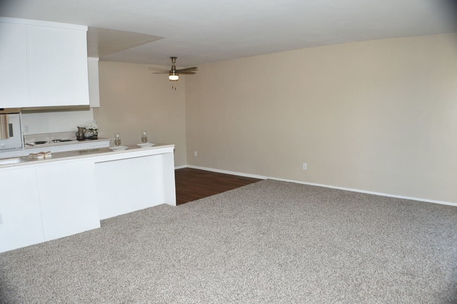 Building Photo - 10200 De Soto Ave
