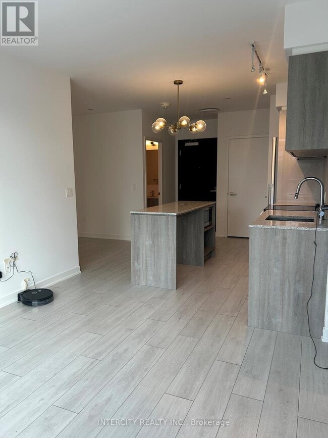 Photo du bâtiment - 31 Tippett Rd