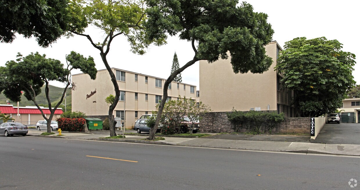 Foto del edificio - Poolani Apartments