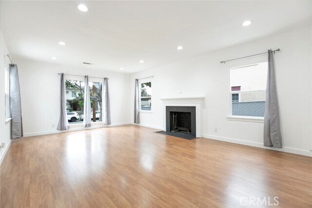 Foto del edificio - 543 Glenwood Rd