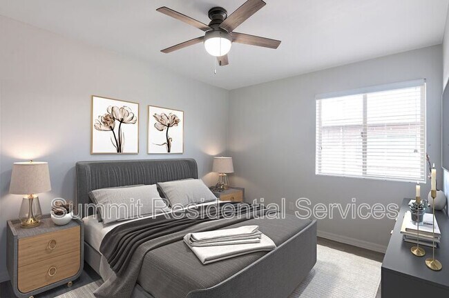 Foto del edificio - 814 E 9th St