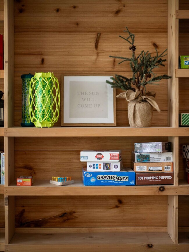 Foto del edificio - 7268 Leafygreen St