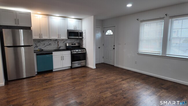 Foto del edificio - 1257 Howard Ave