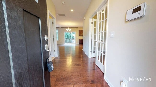 Foto del edificio - 105 Maraketch Ct