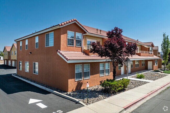 Foto del edificio - Redfield Villas Apartments