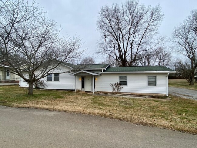 Building Photo - 114 Norris Ave