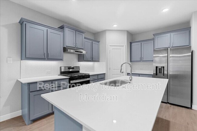Foto del edificio - 212 Roundstone Rd