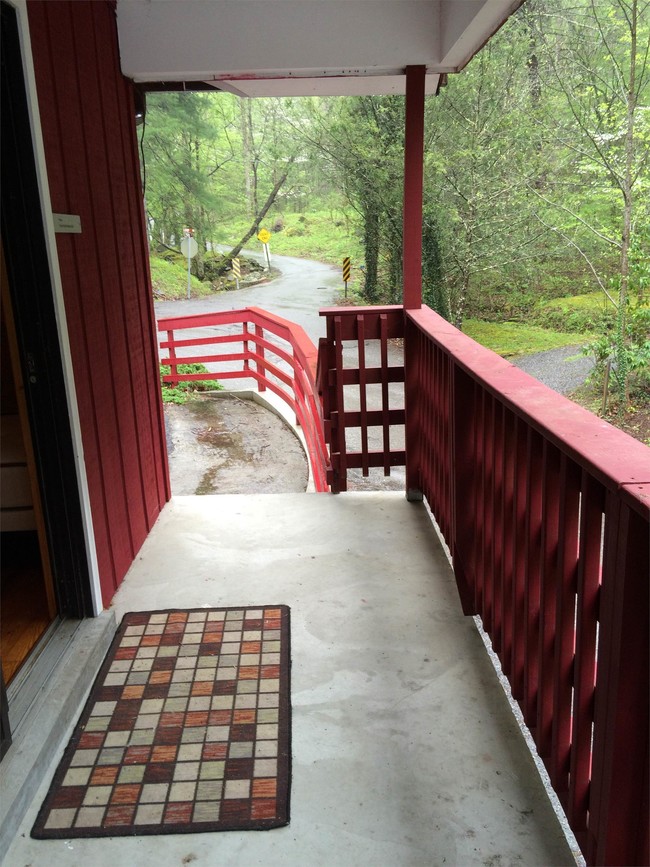 Building Photo - 629 Baskins Creek Rd