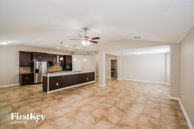 Foto del edificio - 13990 Summer Breeze Dr