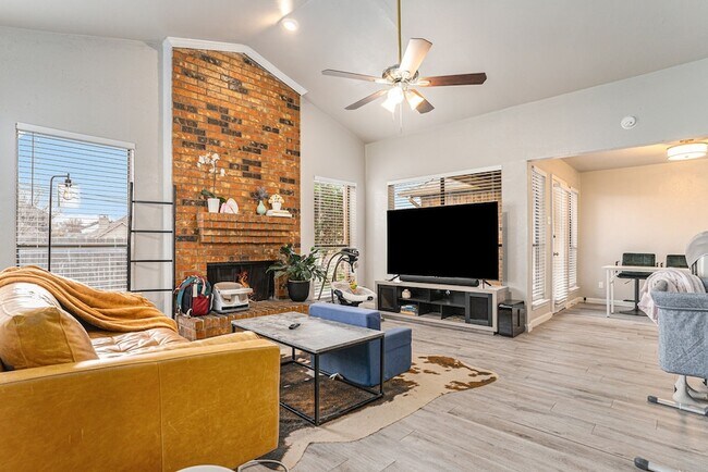 Foto del edificio - 2201 Jackson Cir