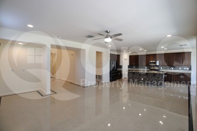 Building Photo - 10169 W Los Gatos Dr