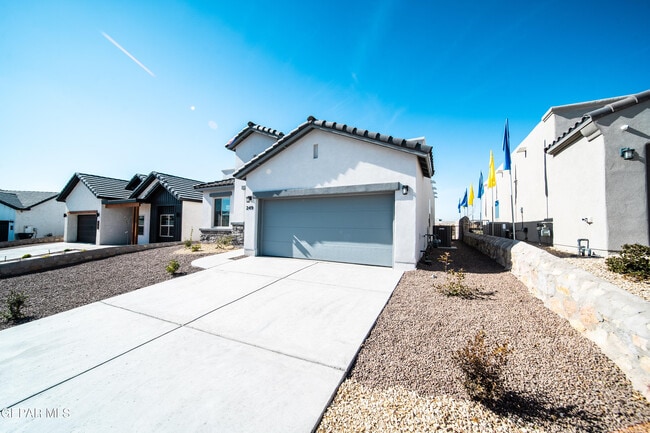 Building Photo - 249 Adamtowne Dr