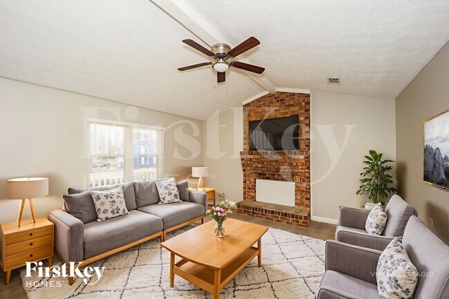 Foto del edificio - 5008 Springtree Ct