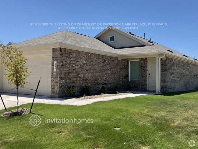 Building Photo - 947 Carrick Dr