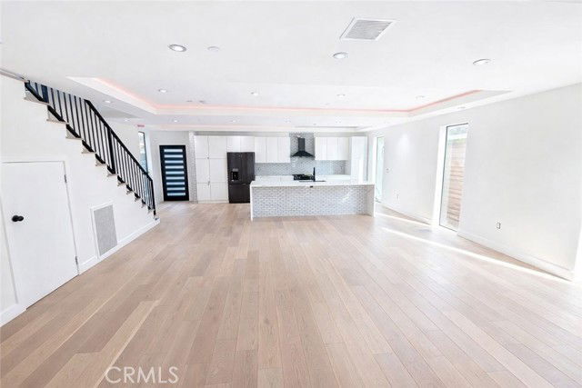 Building Photo - 920 California Ave