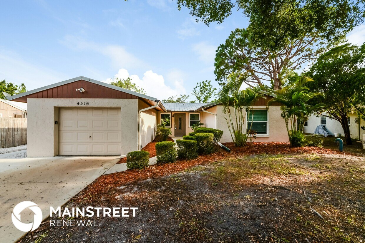 Foto principal - 4516 Selma St