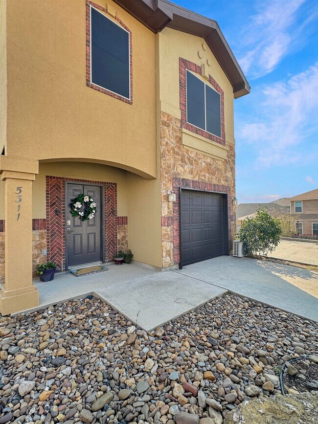 Building Photo - 5311 Lost Hills Trail