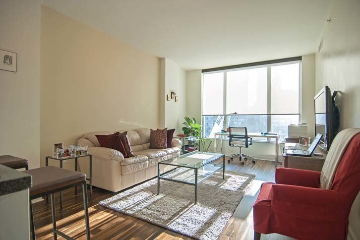Foto principal - 1001 Henderson St