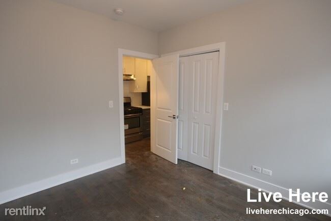 Foto del edificio - 1 br, 1 bath Apartment - 3922 N Janssen Ave