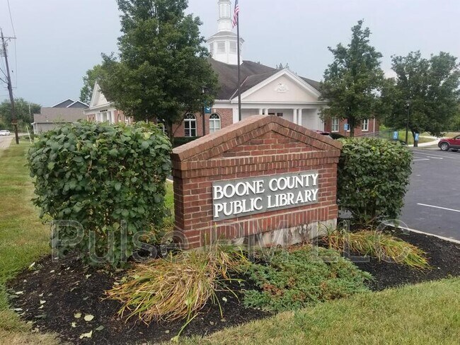 Photo - 18 N Main St Apartment