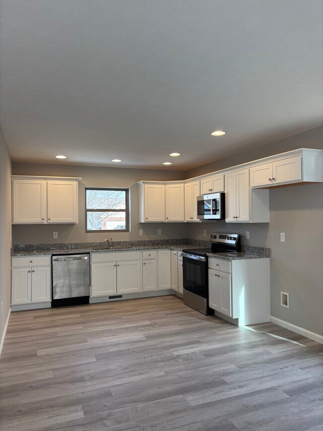 Foto del edificio - 3133 N Pointe Ave