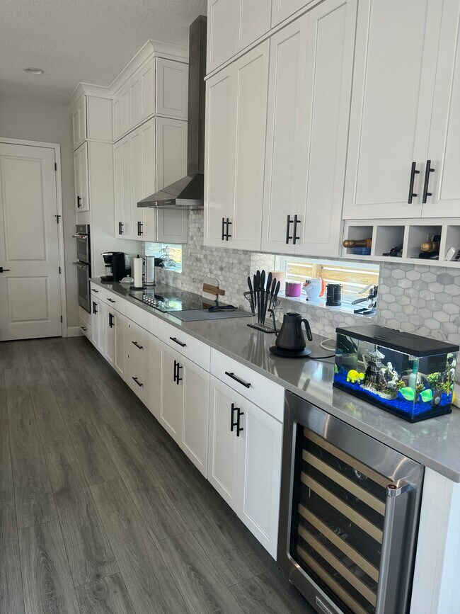 Foto del edificio - 6646 Bridgman St
