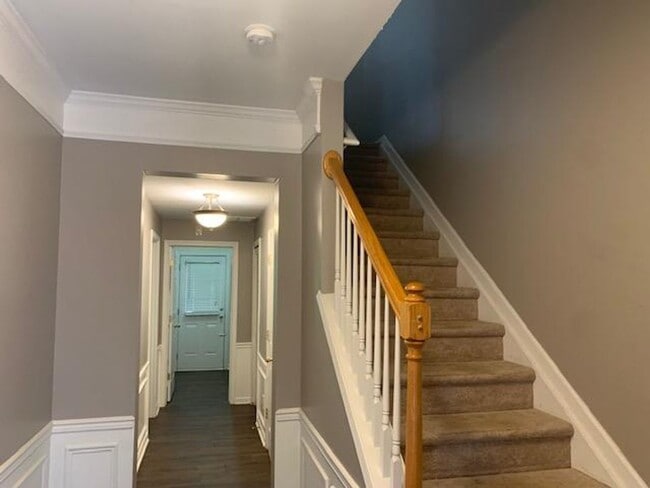 Foto del edificio - 5413 Rebecca Lynn Ln