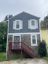 Building Photo - 6467 Bedford Ln