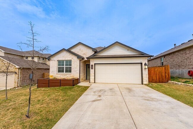 Foto del edificio - 142 Solitude Dr