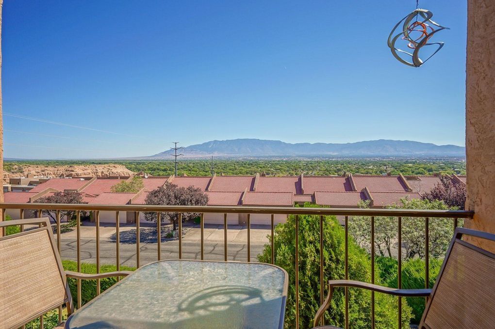 2700 Vista Grande Dr NW, Albuquerque, NM 87120 Condo for Rent in