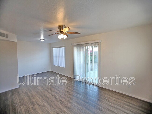 Foto del edificio - 18205 N 87th Dr