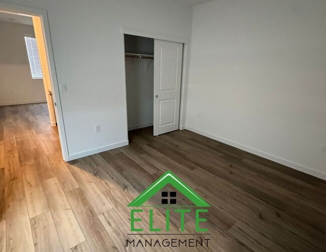 Foto del edificio - Charming Single-Bedroom Retreat in Manteca...