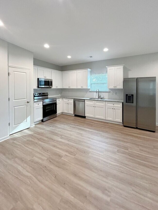 Foto del edificio - 519 E Robinson St