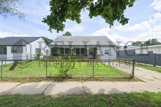 Building Photo - 3123 W Douglas Ave