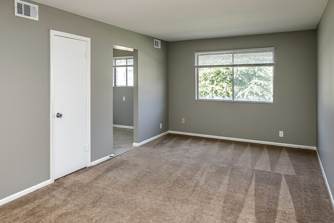 Foto del edificio - 4623 Wakeley St