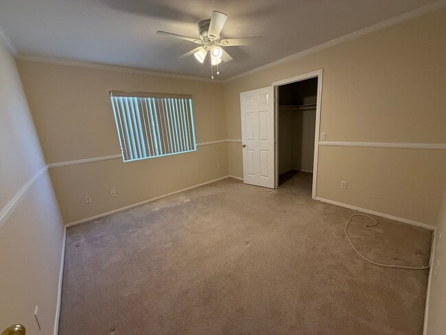 Foto del edificio - Beautiful Spring Valley Lake Home, 3 Bedrooms, 2 Bathrooms, New Paint