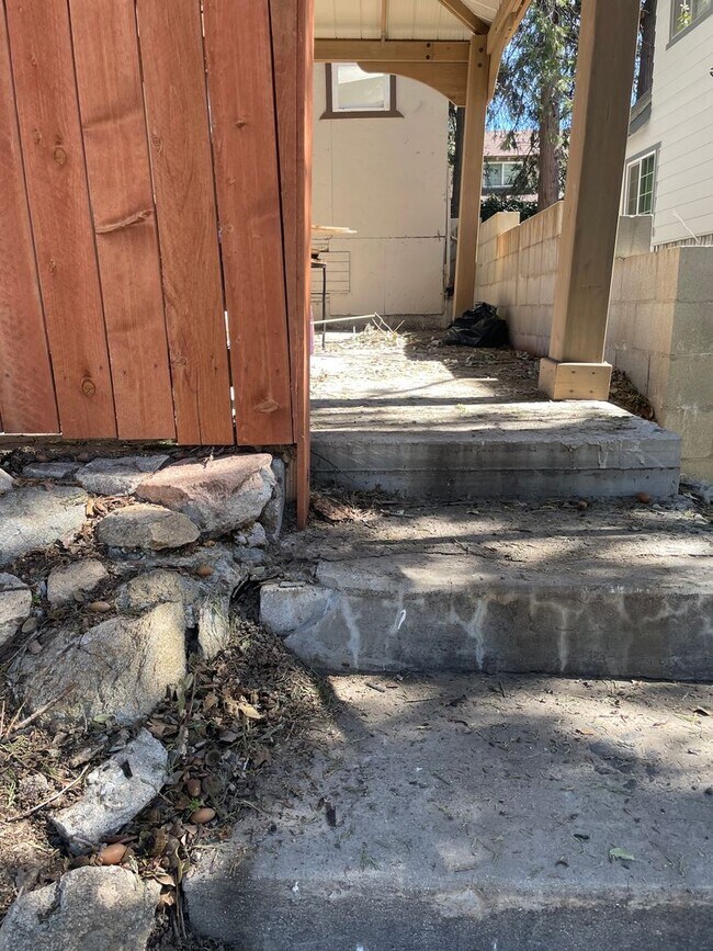 Foto del edificio - Minutes from Lake Arrowhead!